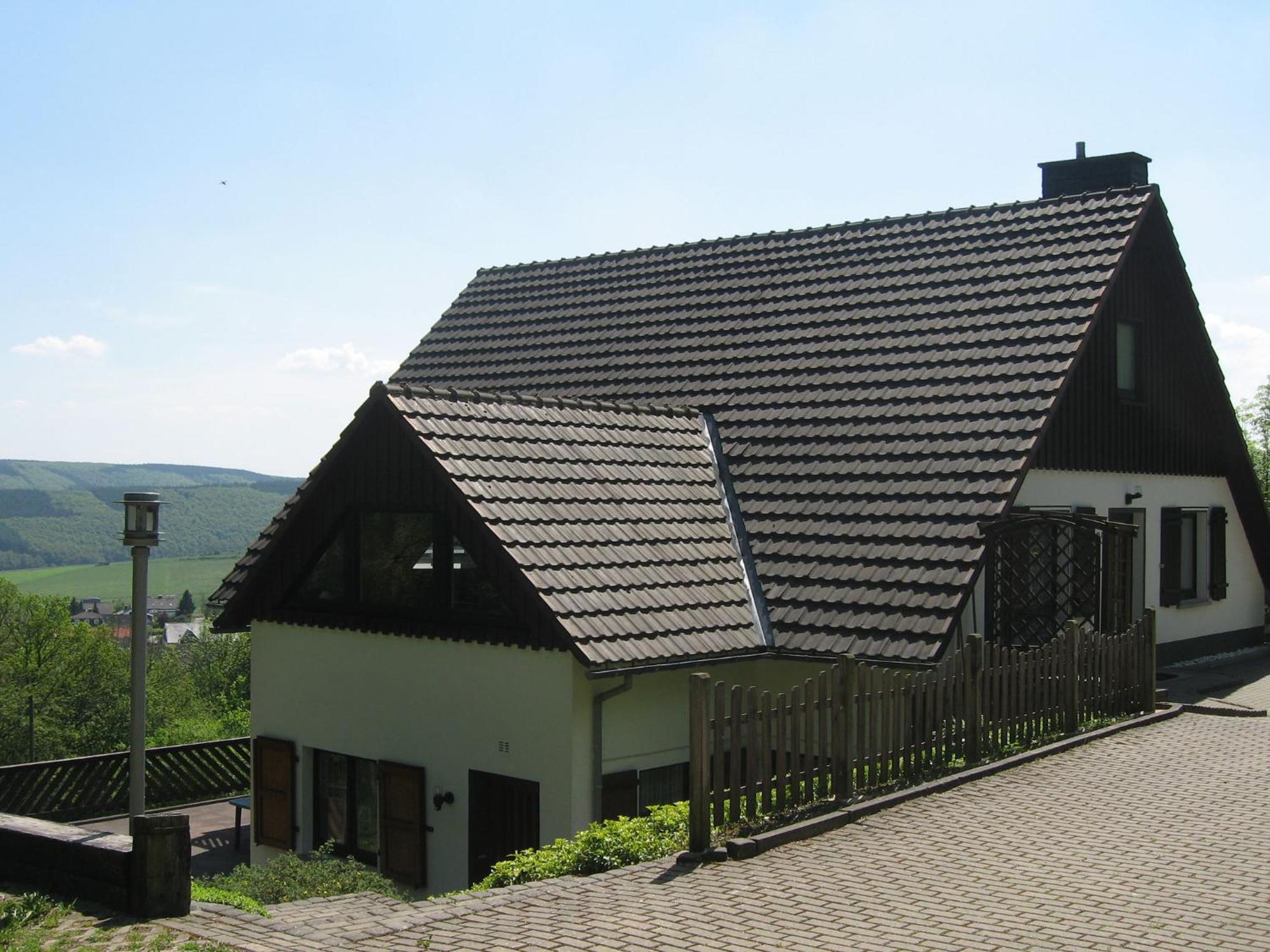 Nice Holiday Home Near Ski Area Medebach Bagian luar foto