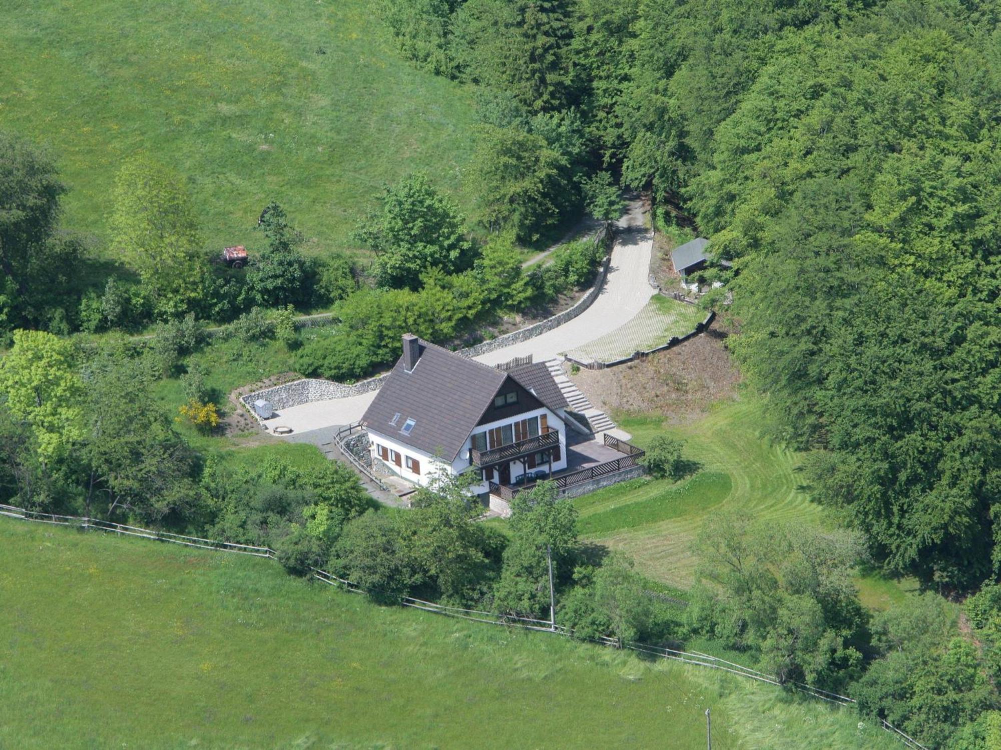 Nice Holiday Home Near Ski Area Medebach Bagian luar foto